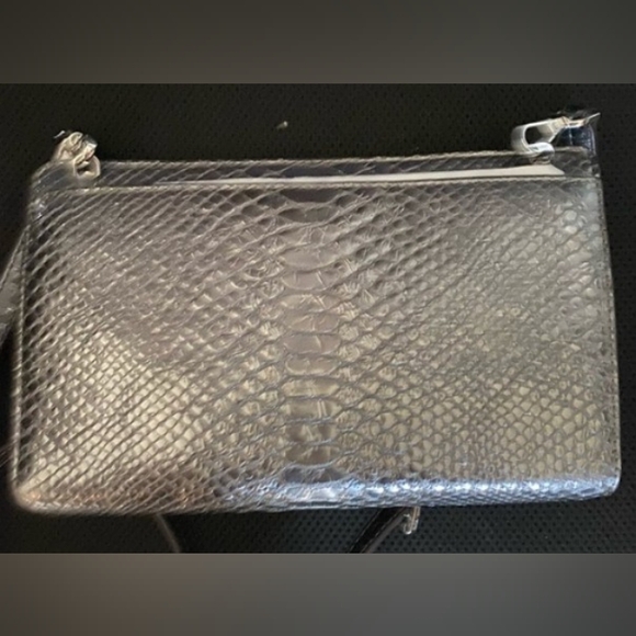 Michael Kors NWOT Metallic Gunmetal Snake-Embossed Crossbody - Picture 2 of 5